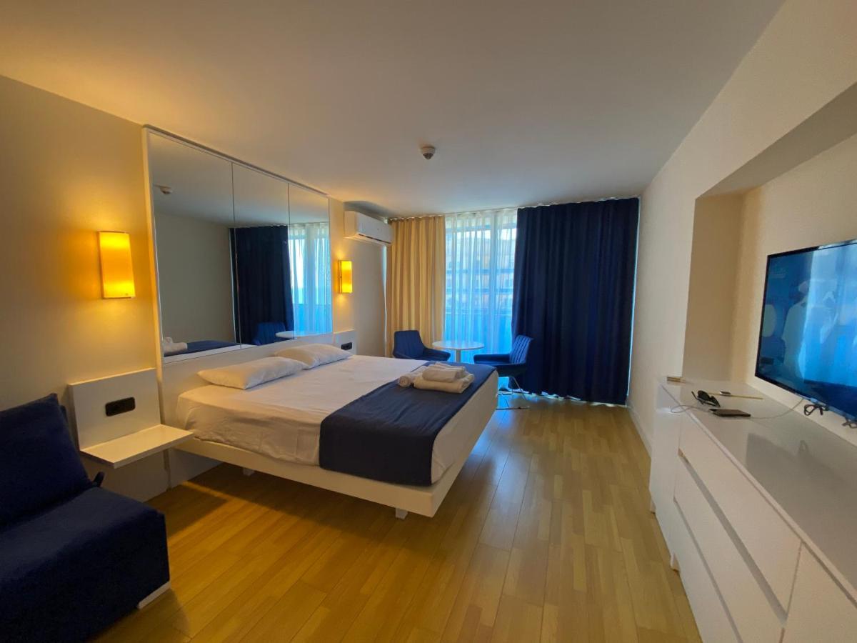 Orbi City Sea View Batumi Exterior foto